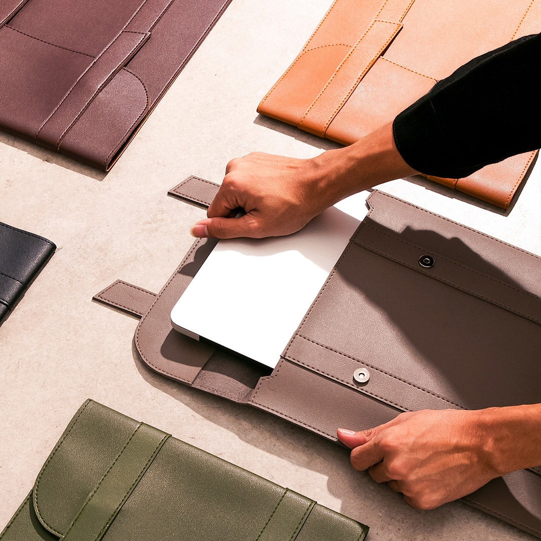 Small leather goods that sell